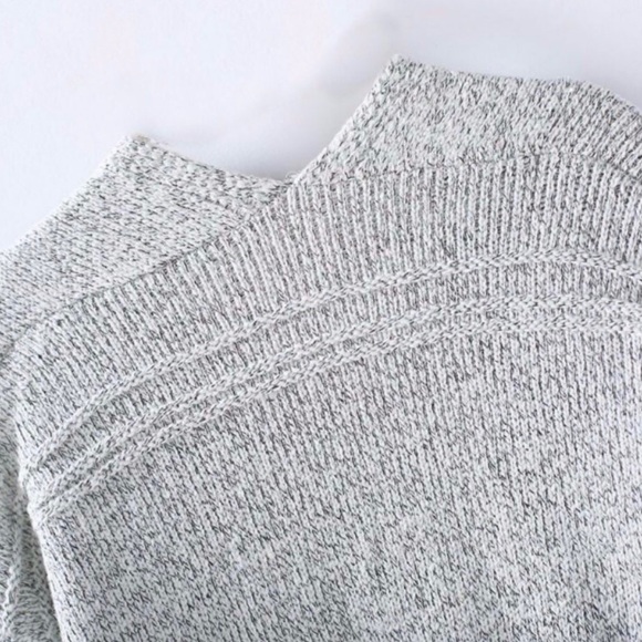 ✨HP!✨Marled Gray Sweater Cardigan✨ - Picture 3 of 6